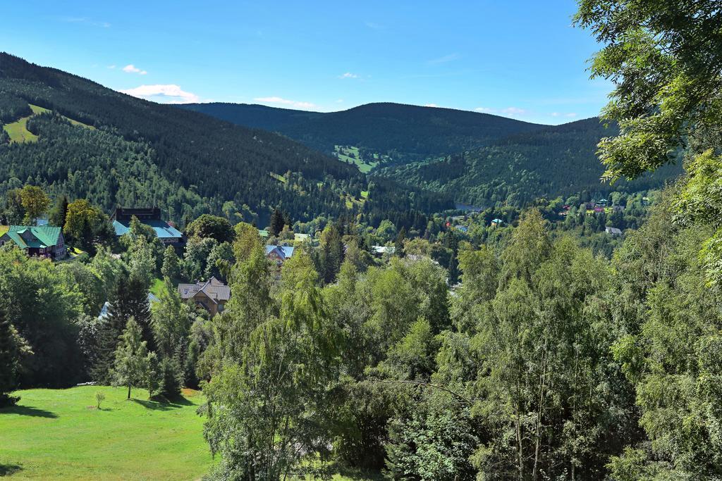 Hotel Horni Pramen Špindlerŭv Mlýn Dış mekan fotoğraf