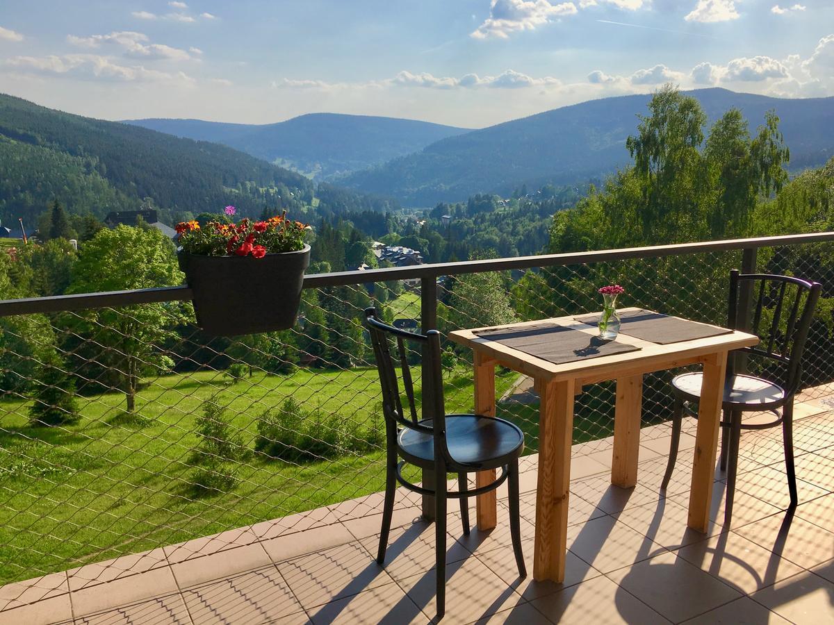 Hotel Horni Pramen Špindlerŭv Mlýn Dış mekan fotoğraf